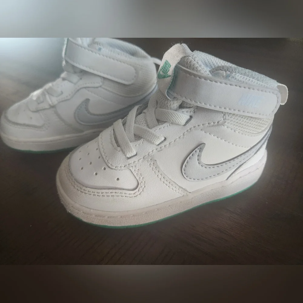 Nike Kids White High-Top Sneakers with Green Sole 5.5